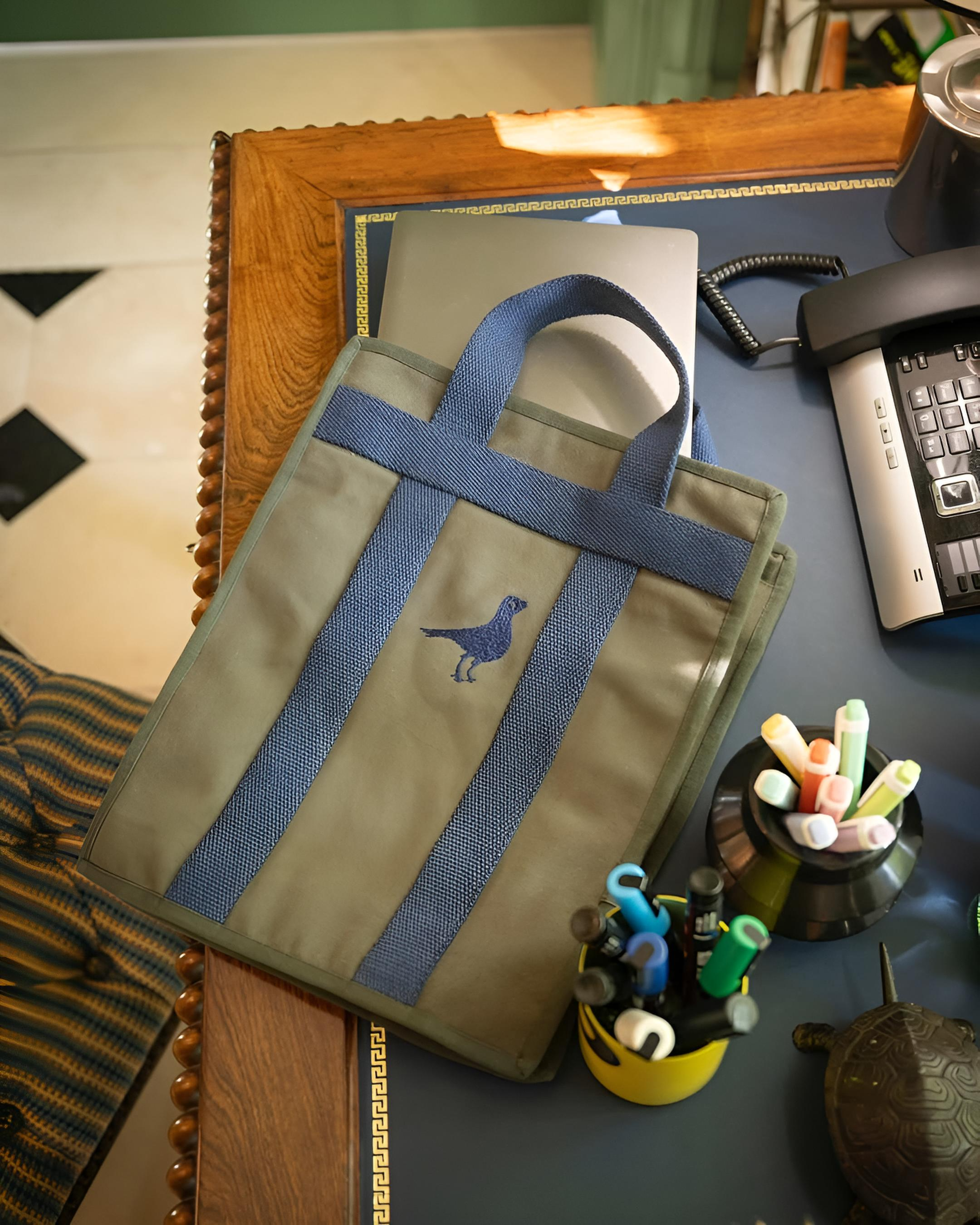 Bolso Bon Voyage, Casa López (Paris)