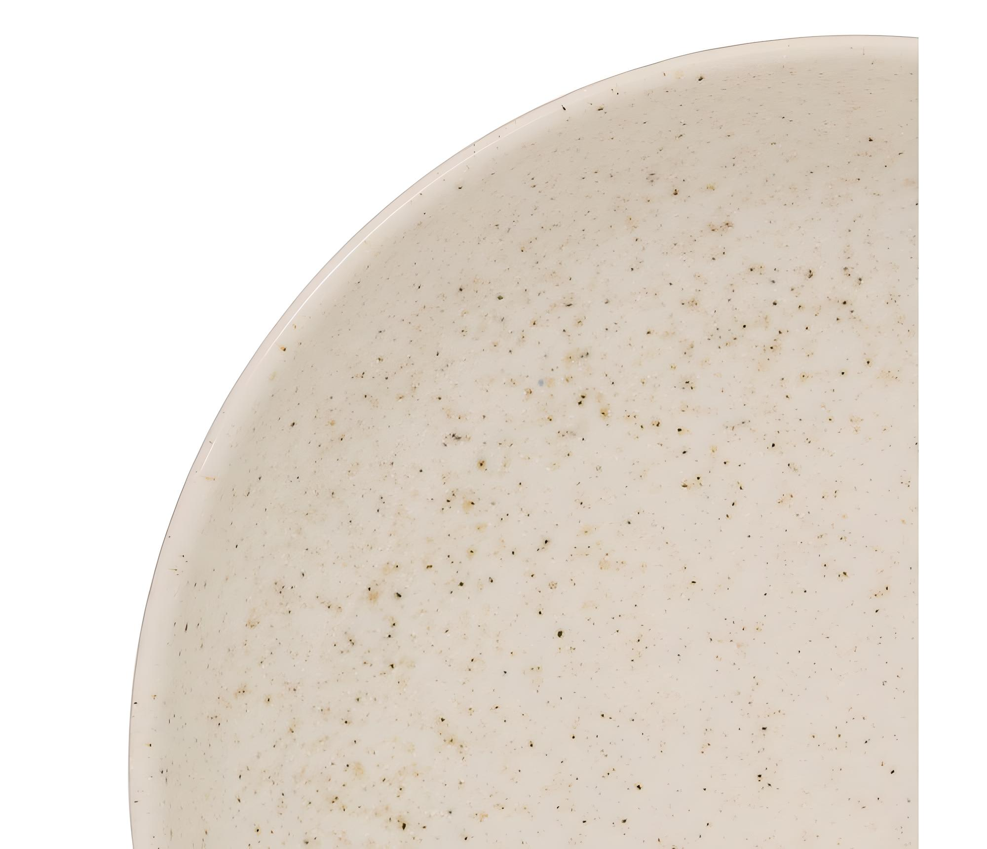 Plato Hondo, Côté Table, Victoria. 19,5 cm