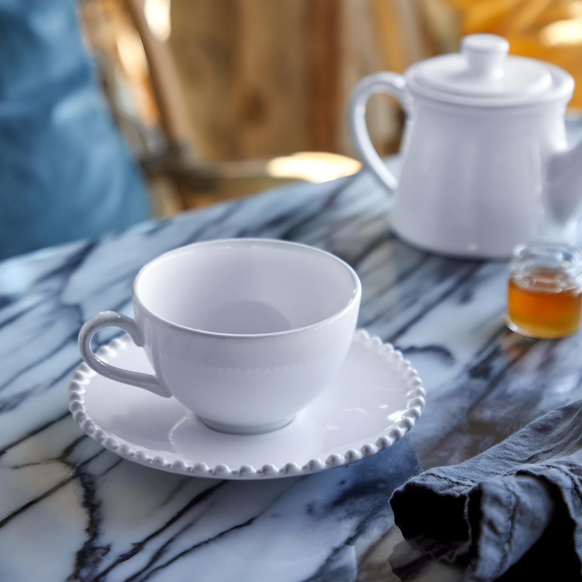 Taza de té con plato Costa Nova, Pearl - Vista 2 - Nahia Home