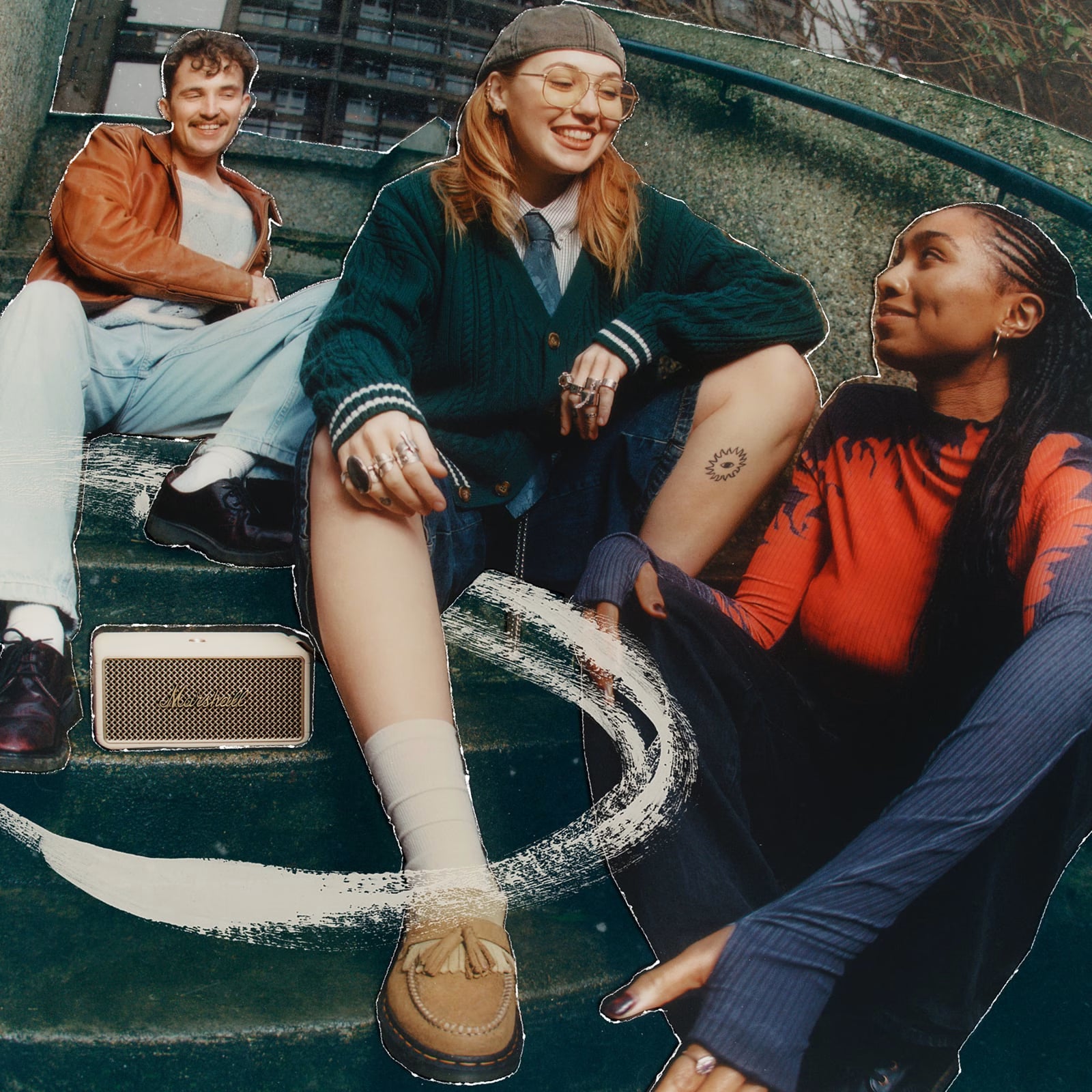 Altavoz portátil Middleton II – Cream Marshall