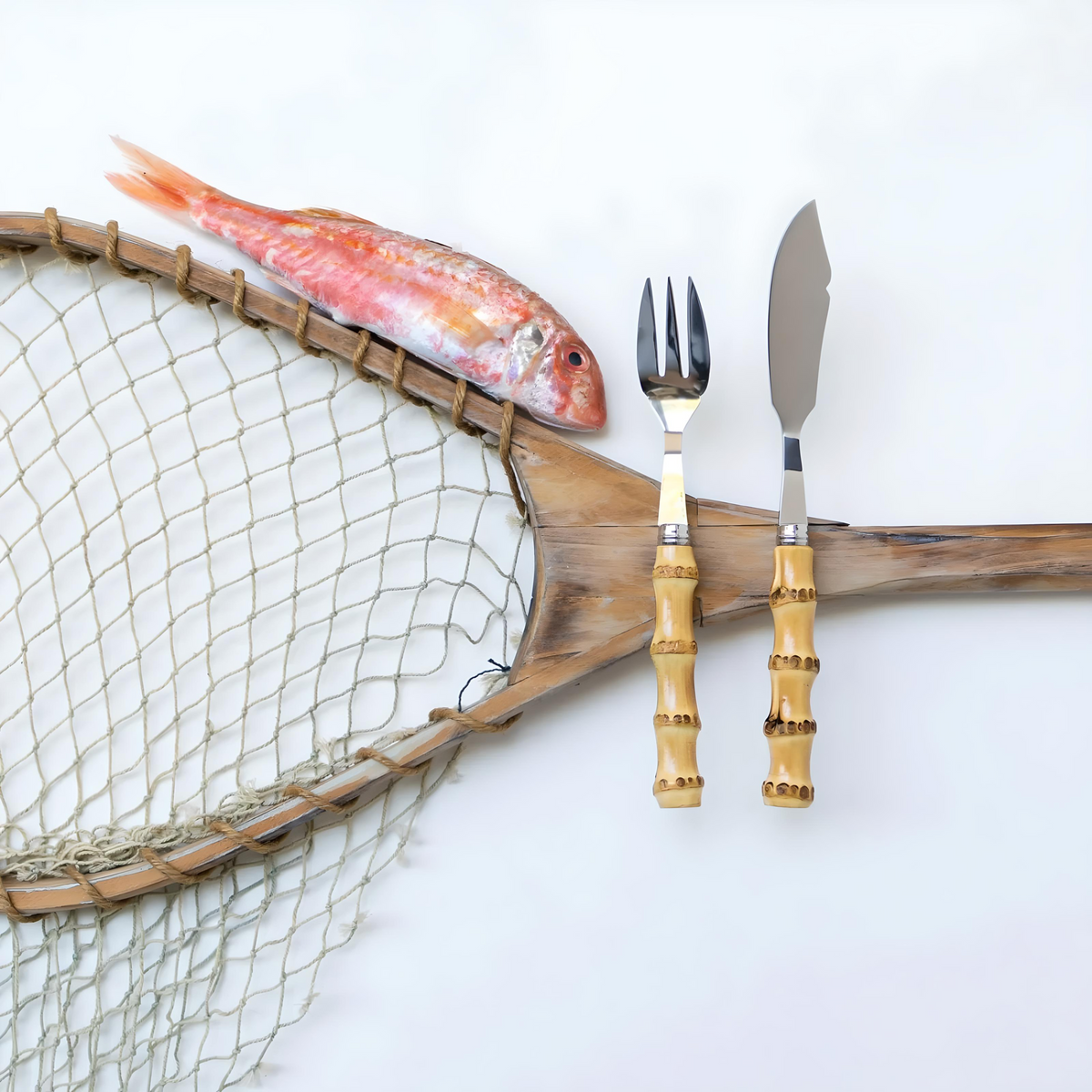 Bamboo fish cutlery - View 2 - Nahia Home