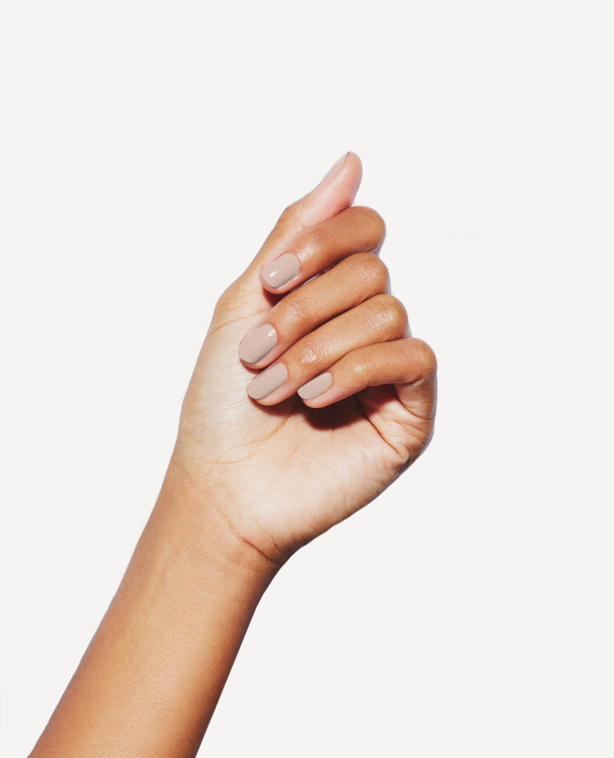 Esmalte de uñas Dove Beige, MANUCURIST 15ml - Vista 3 - Nahia Home